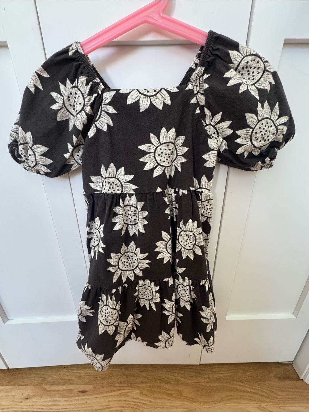 LC Little & Co. Black Sunflower Print Puff-Sleeve Tiered Dress